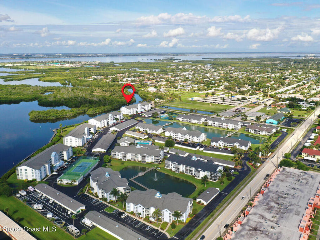 540 S Brevard Avenue, Cocoa Beach, FL 32931