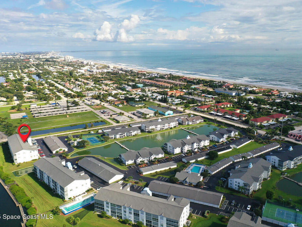 540 S Brevard Avenue, Cocoa Beach, FL 32931