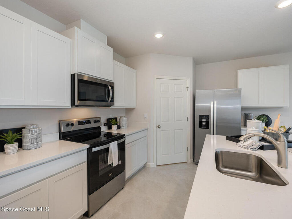 685 Osmosis Drive, Palm Bay, FL 32908