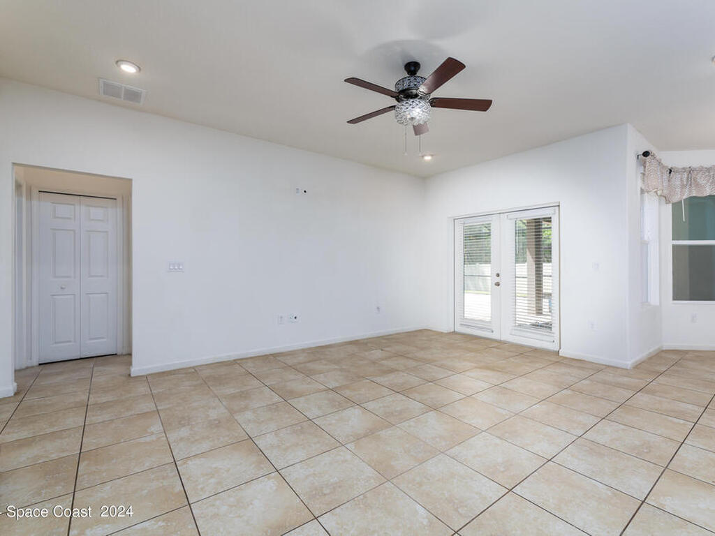 632 Stonebriar Drive, Palm Bay, FL 32909