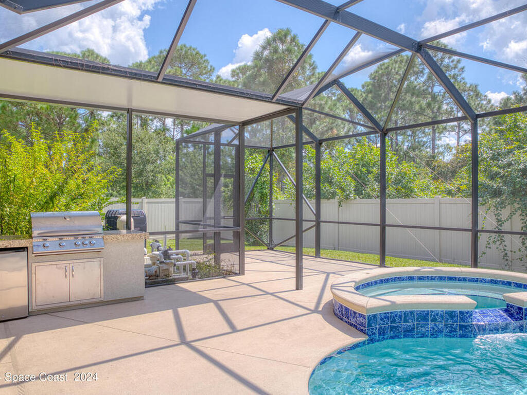 632 Stonebriar Drive, Palm Bay, FL 32909