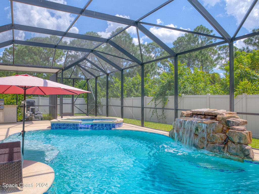 632 Stonebriar Drive, Palm Bay, FL 32909