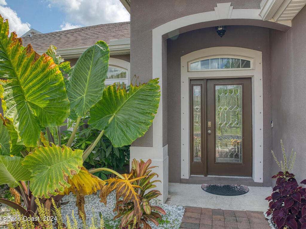 632 Stonebriar Drive, Palm Bay, FL 32909