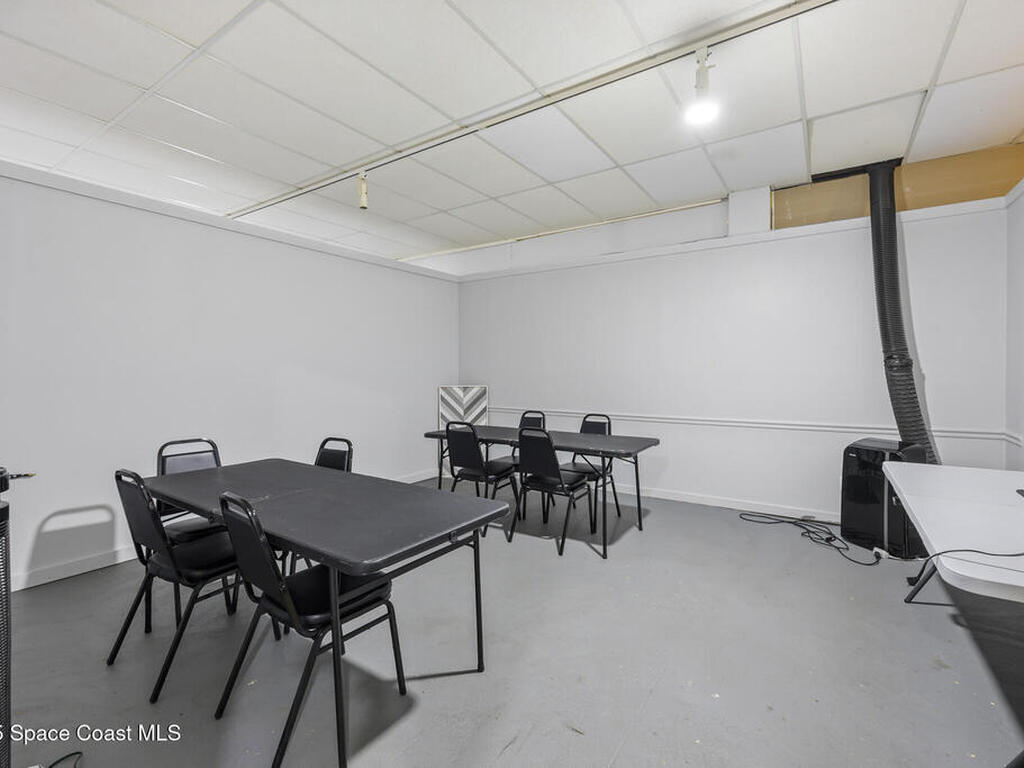 2705 N Harbor City Boulevard, Melbourne, FL 32935