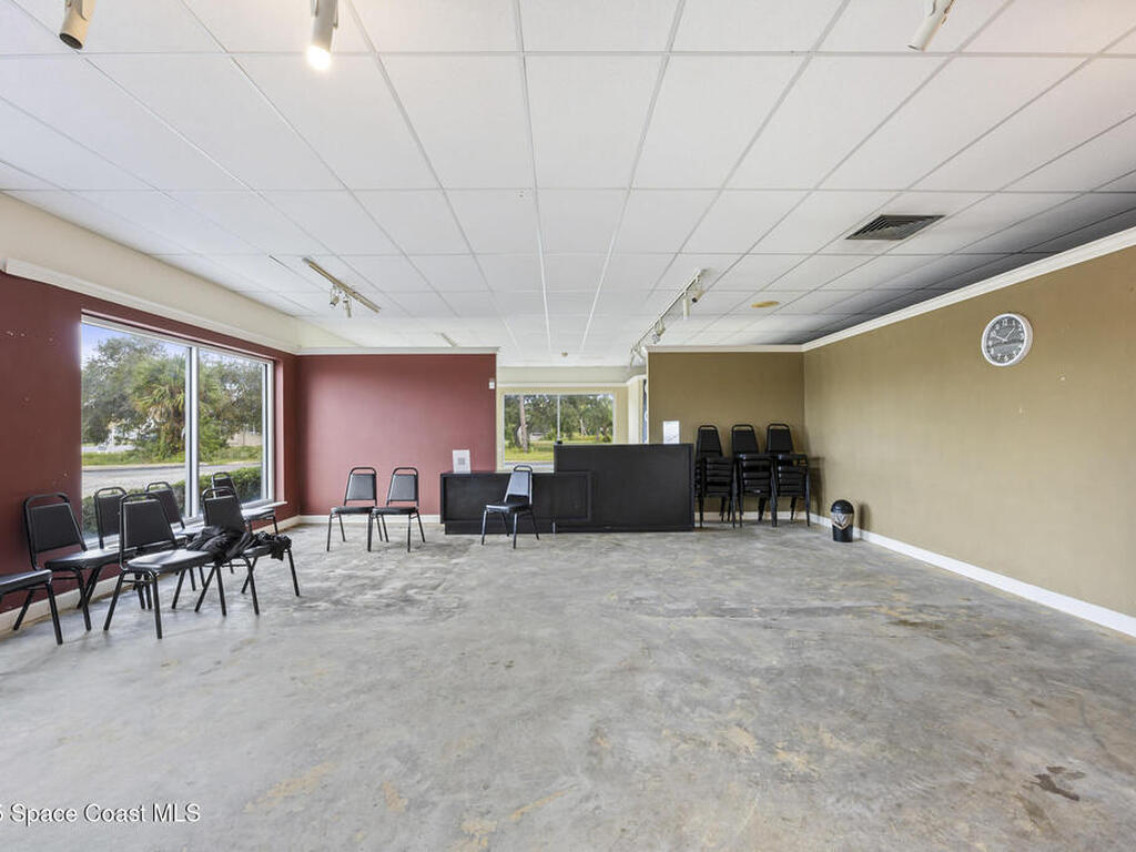 2705 N Harbor City Boulevard, Melbourne, FL 32935