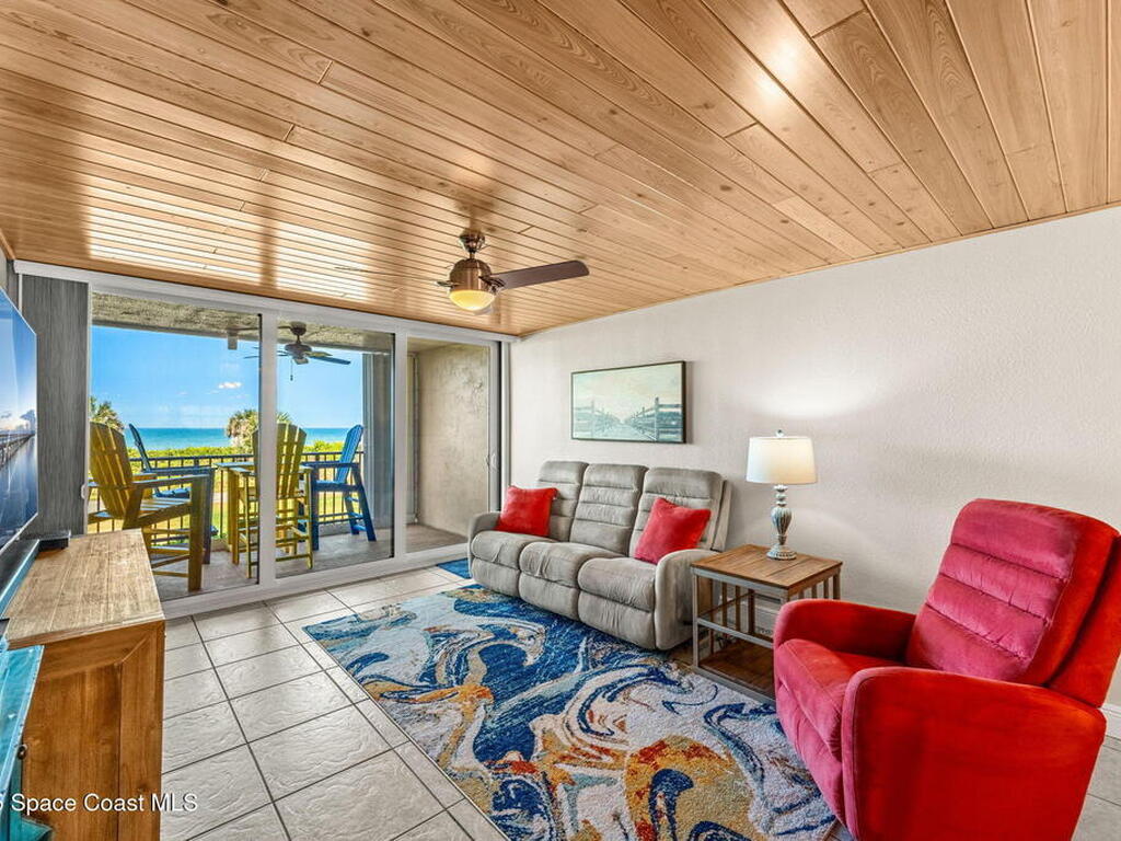 1101 S Miramar Avenue, Indialantic, FL 32903