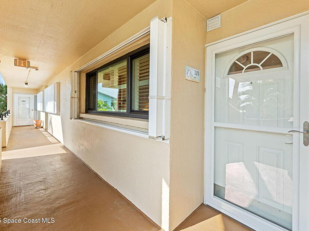 1101 S Miramar Avenue, Indialantic, FL 32903