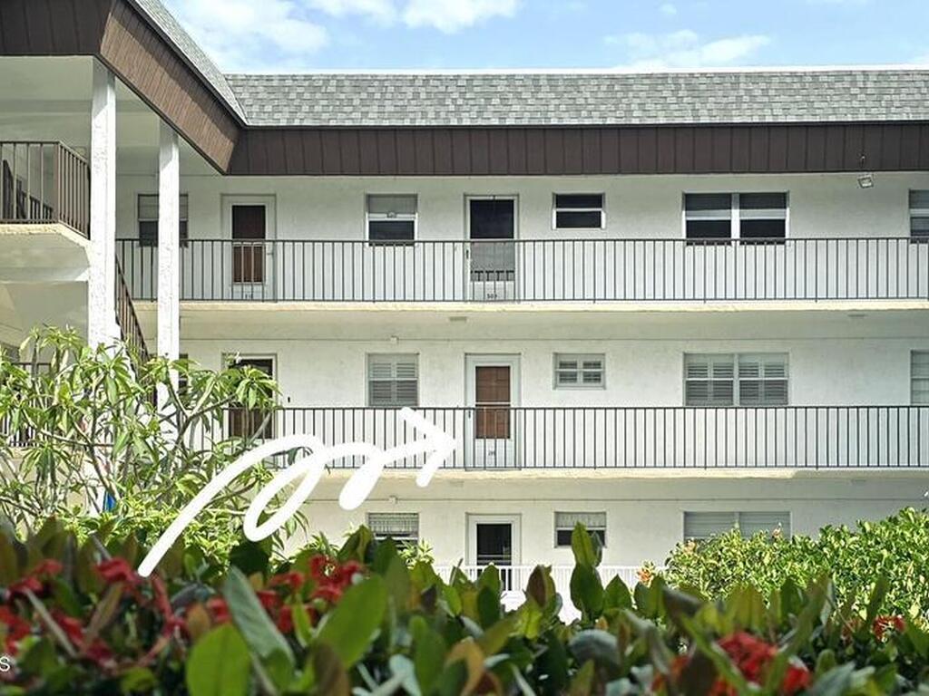 725 Port Malabar Boulevard, Palm Bay, FL 32905