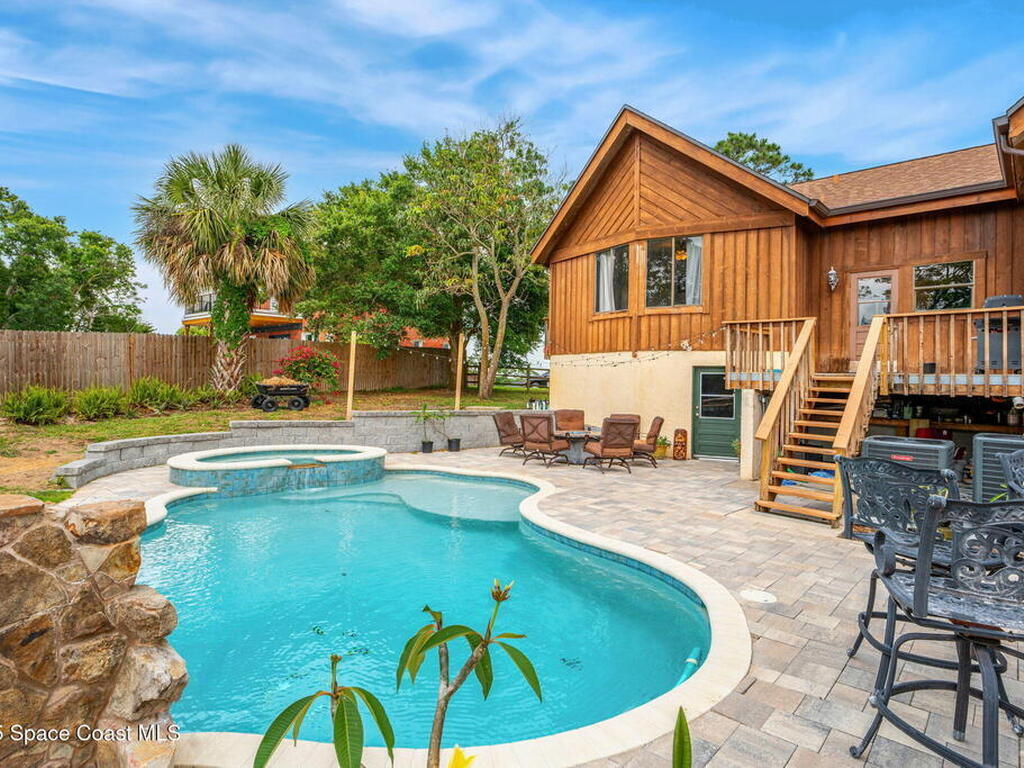 4385 Stillwaters Drive, Merritt Island, FL 32952