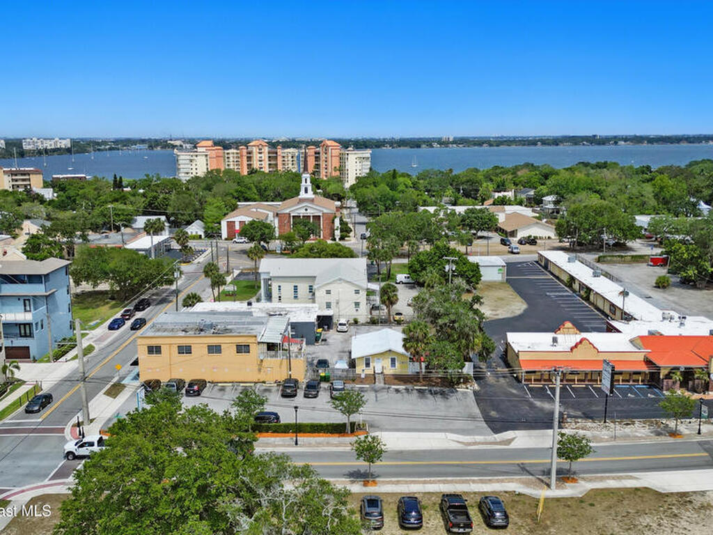 902 Florida Avenue, Cocoa, FL 32922