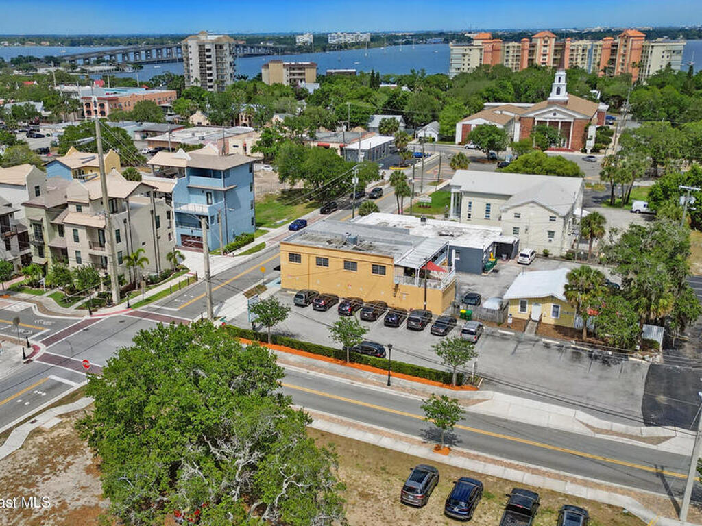 902 Florida Avenue, Cocoa, FL 32922