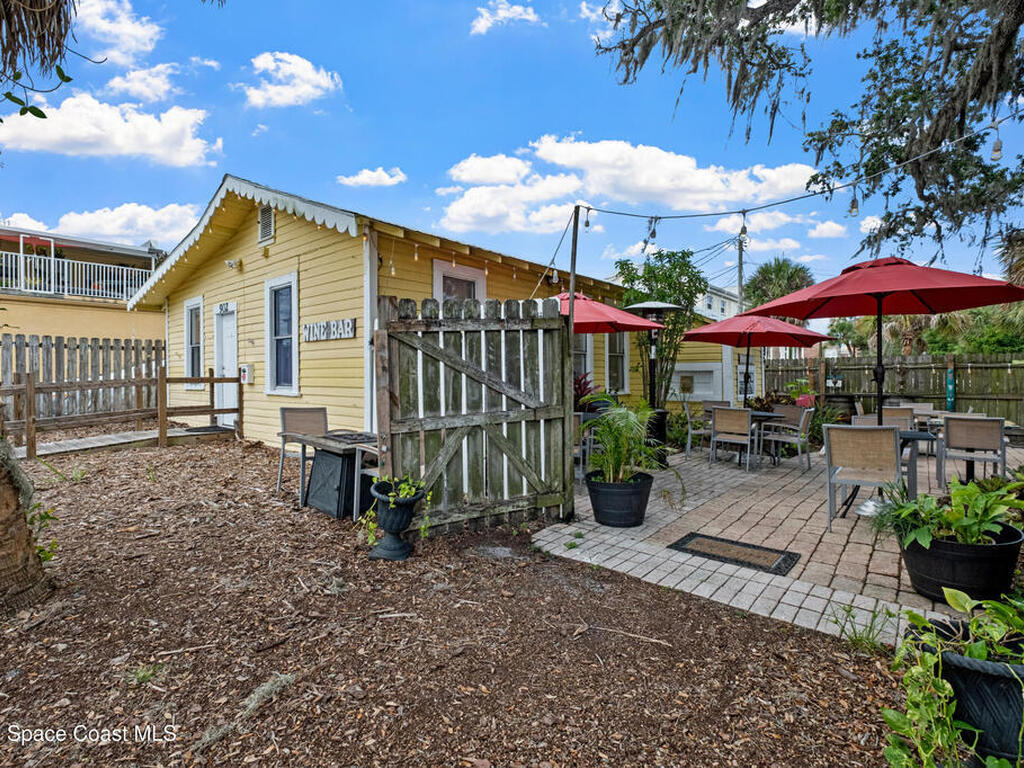 902 Florida Avenue, Cocoa, FL 32922