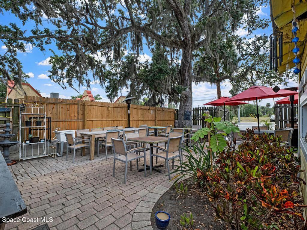 902 Florida Avenue, Cocoa, FL 32922