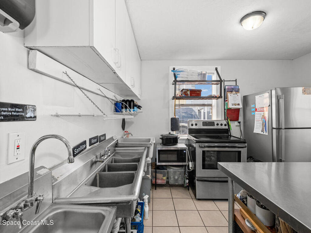 902 Florida Avenue, Cocoa, FL 32922