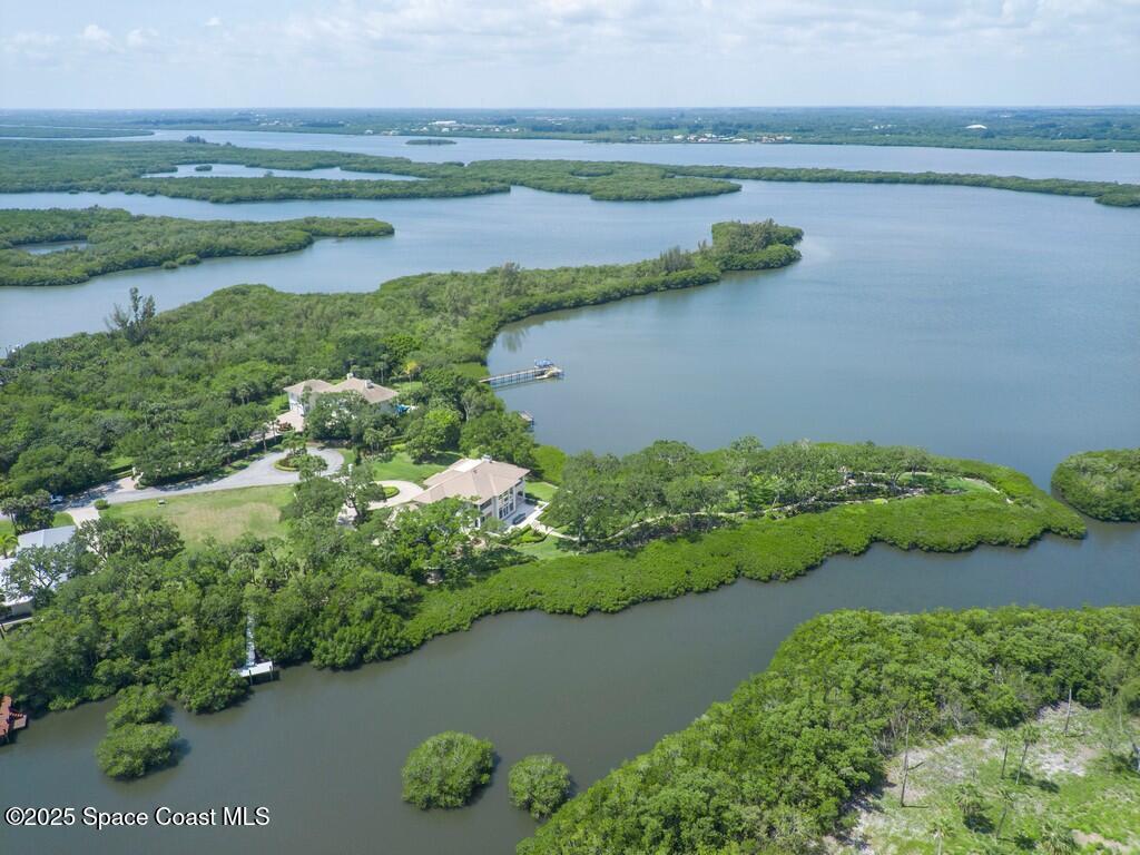 2660 Riverview Court, Vero Beach, FL 32963