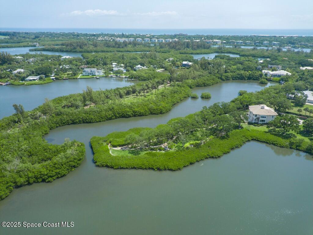 2660 Riverview Court, Vero Beach, FL 32963