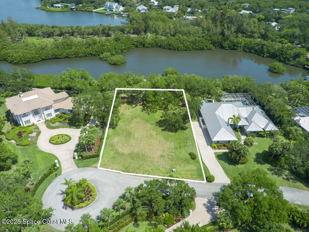 2660 Riverview Court, Vero Beach, FL 32963