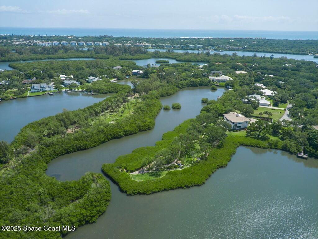 2660 Riverview Court, Vero Beach, FL 32963