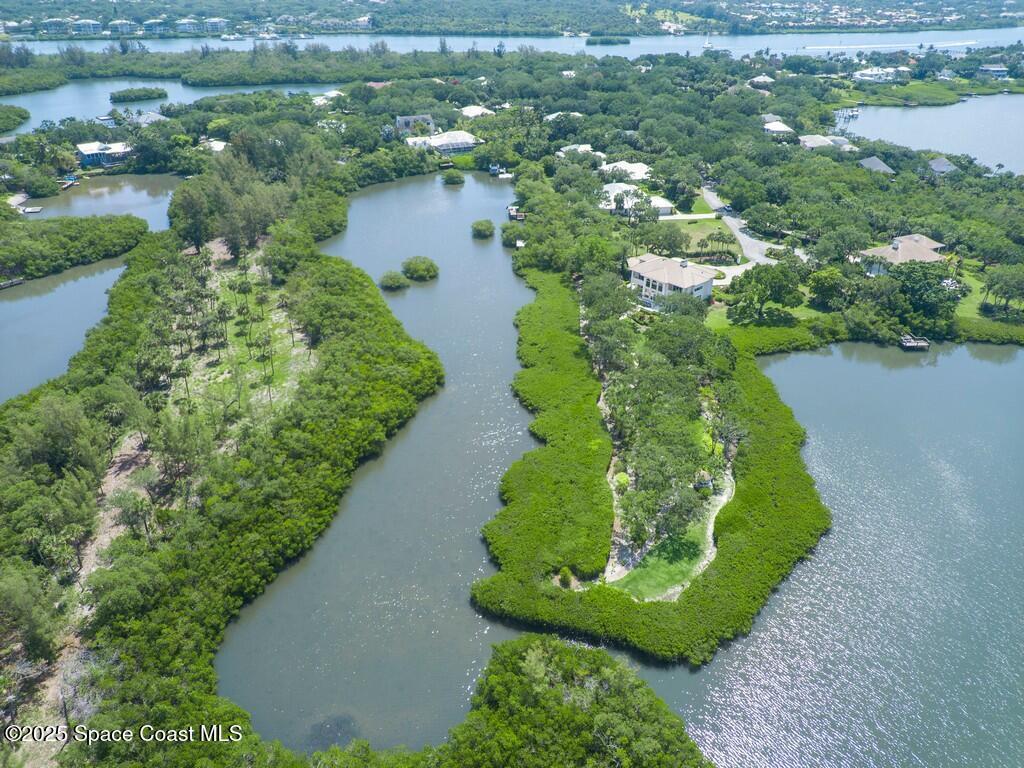 2660 Riverview Court, Vero Beach, FL 32963