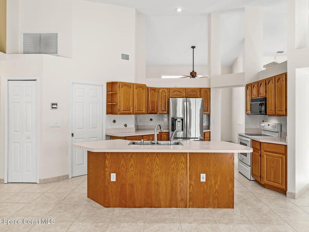 5900 Brabrook Avenue, Grant-Valkaria, FL 32949