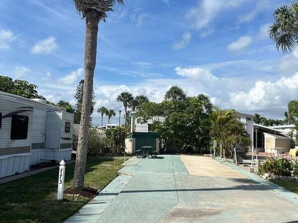 773 Carousel Lane, Melbourne Beach, FL 32951