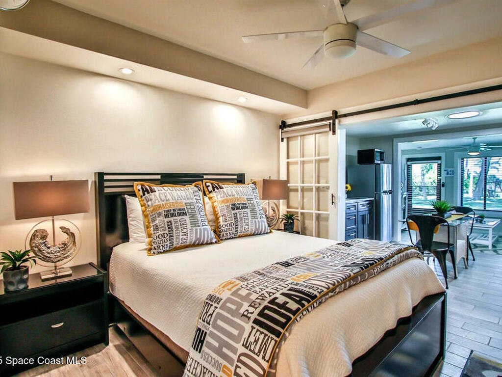 11450 S Indian River Drive, Sebastian, FL 32958