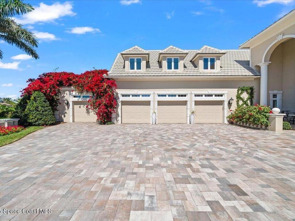 240 Lansing Island Drive, Indian Harbour Beach, FL 32937