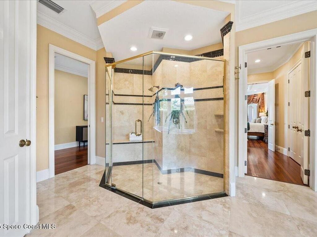 240 Lansing Island Drive, Indian Harbour Beach, FL 32937