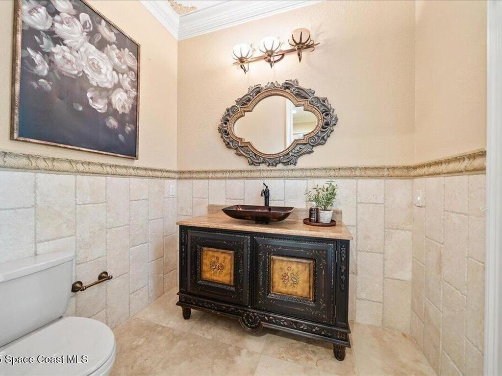 240 Lansing Island Drive, Indian Harbour Beach, FL 32937