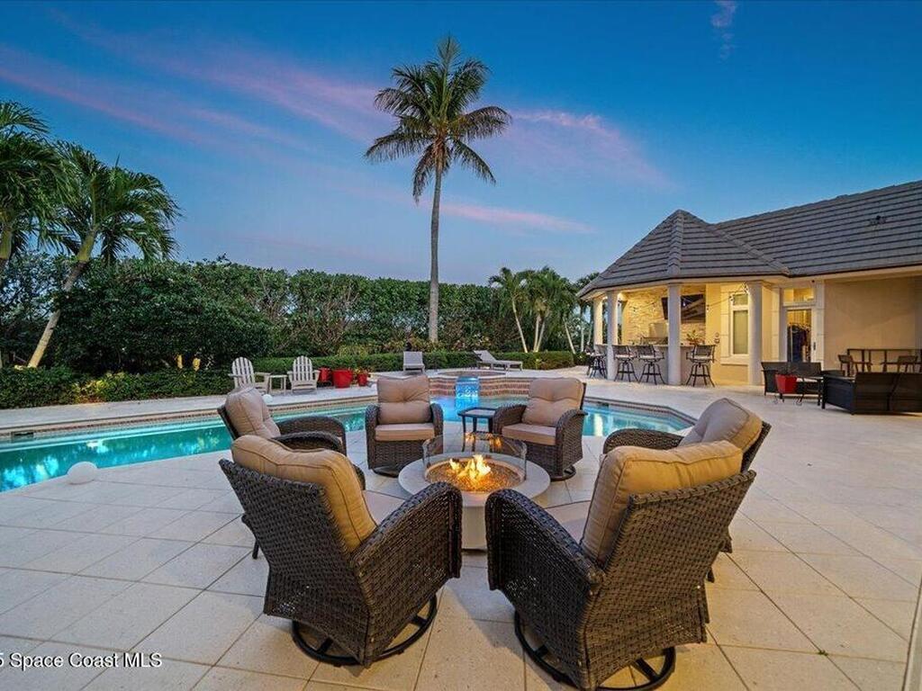 240 Lansing Island Drive, Indian Harbour Beach, FL 32937