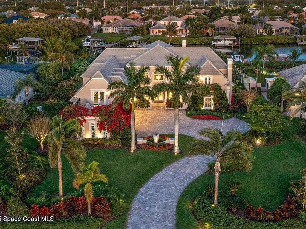 240 Lansing Island Drive, Indian Harbour Beach, FL 32937