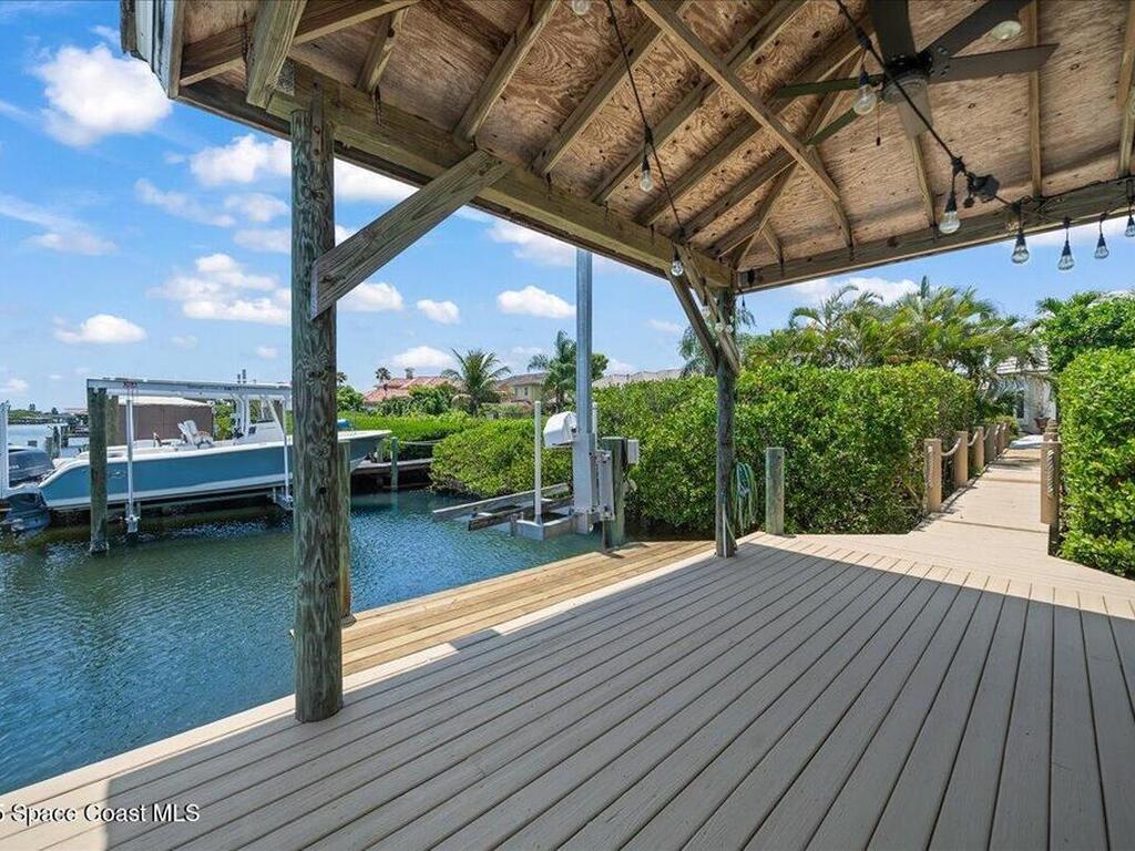 240 Lansing Island Drive, Indian Harbour Beach, FL 32937