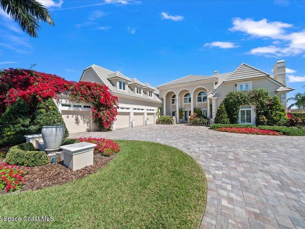 240 Lansing Island Drive, Indian Harbour Beach, FL 32937