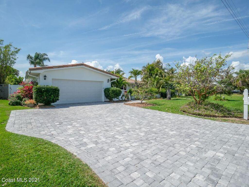 319 Dorset Drive, Cocoa Beach, FL 32931
