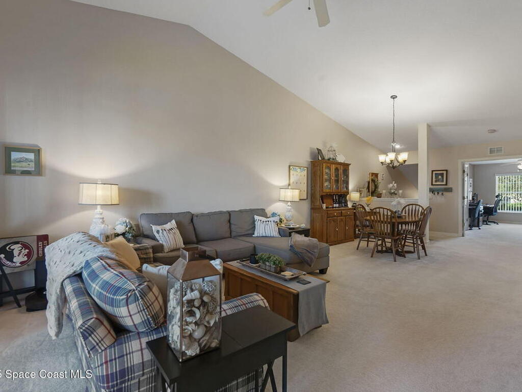 401 Trotter Lane, Suntree, FL 32940