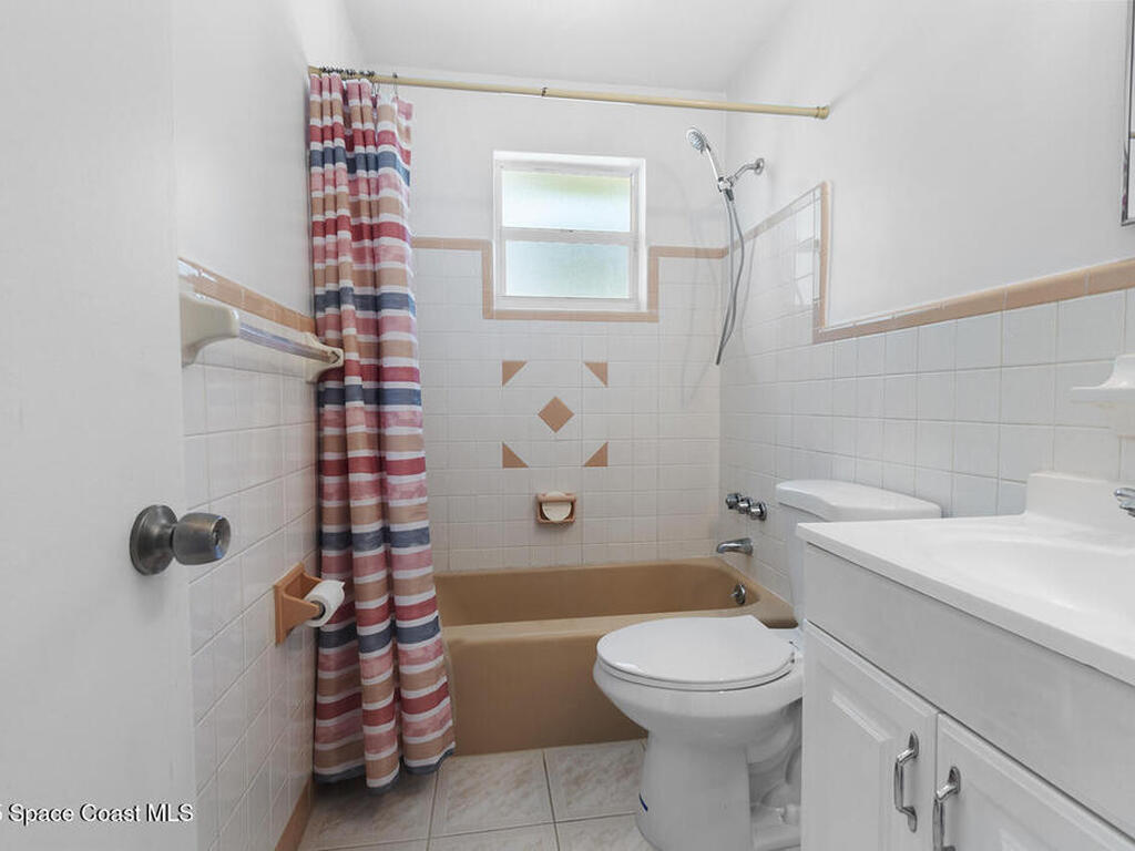 1340 Continental Drive, Daytona Beach, FL 32117