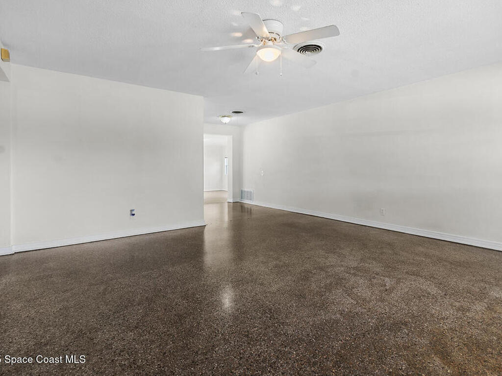 1340 Continental Drive, Daytona Beach, FL 32117