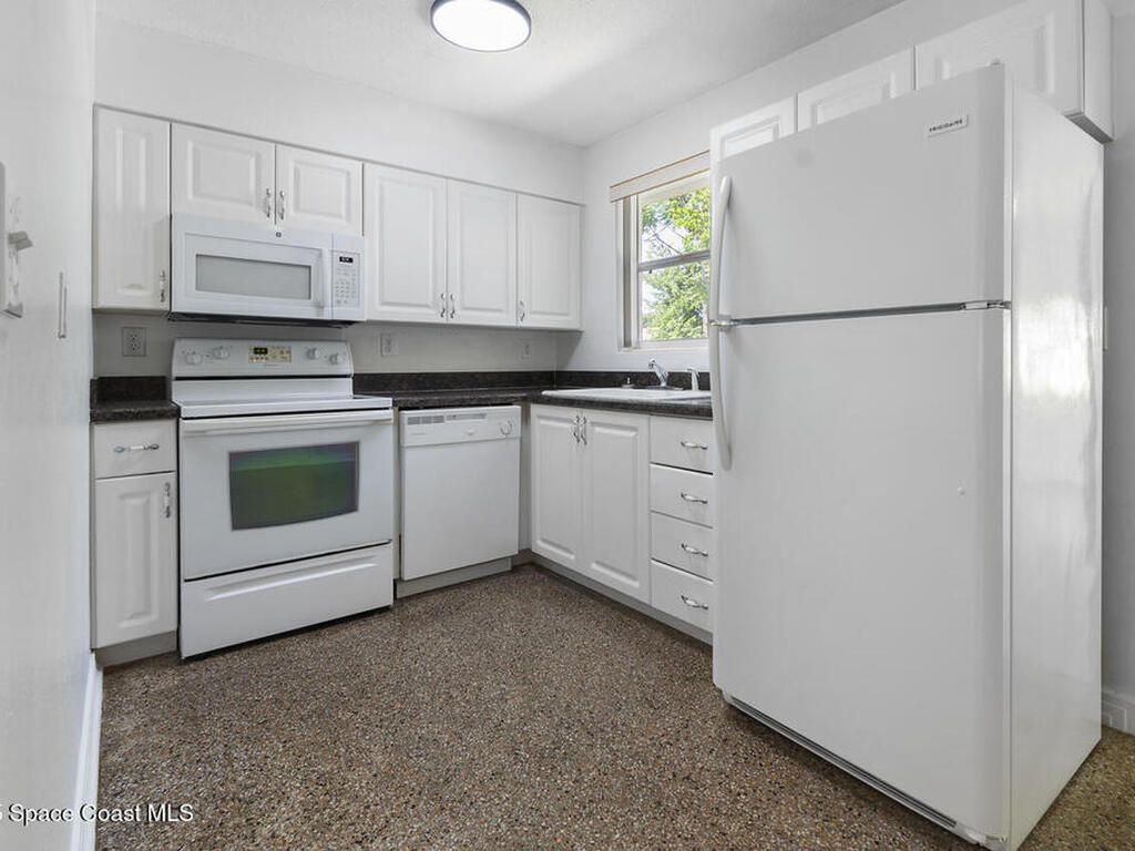 1340 Continental Drive, Daytona Beach, FL 32117