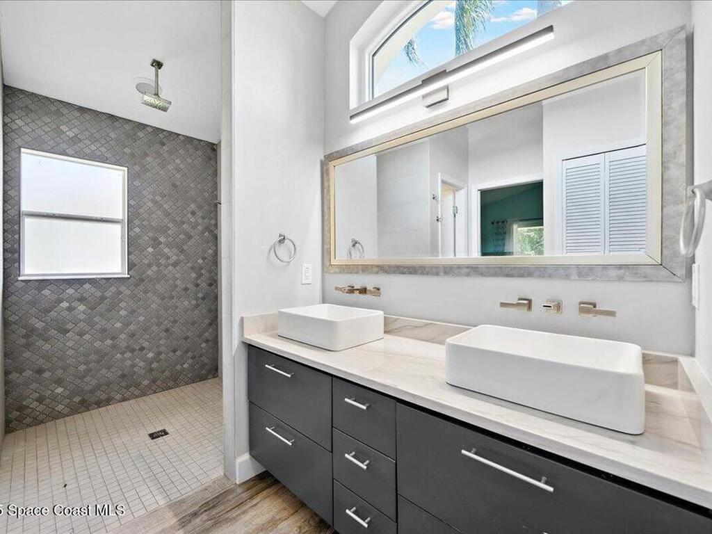 715 Bay View Court, Suntree, FL 32940