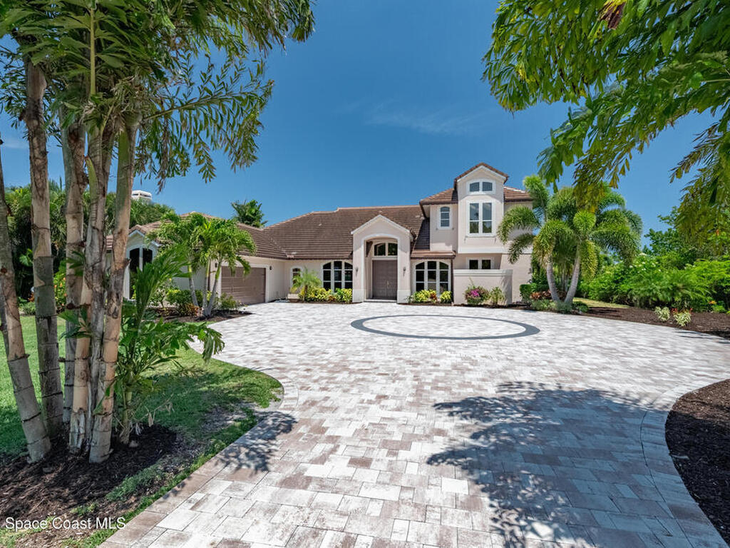 4070 S Tropical Trail, Merritt Island, FL 32952