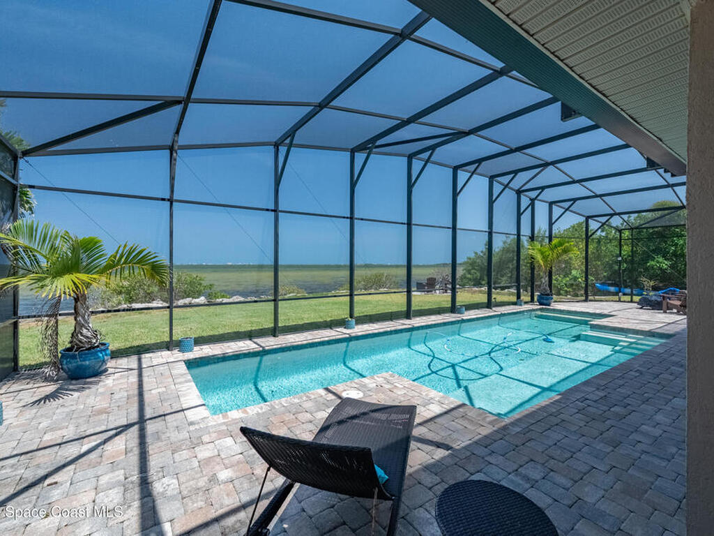 4070 S Tropical Trail, Merritt Island, FL 32952