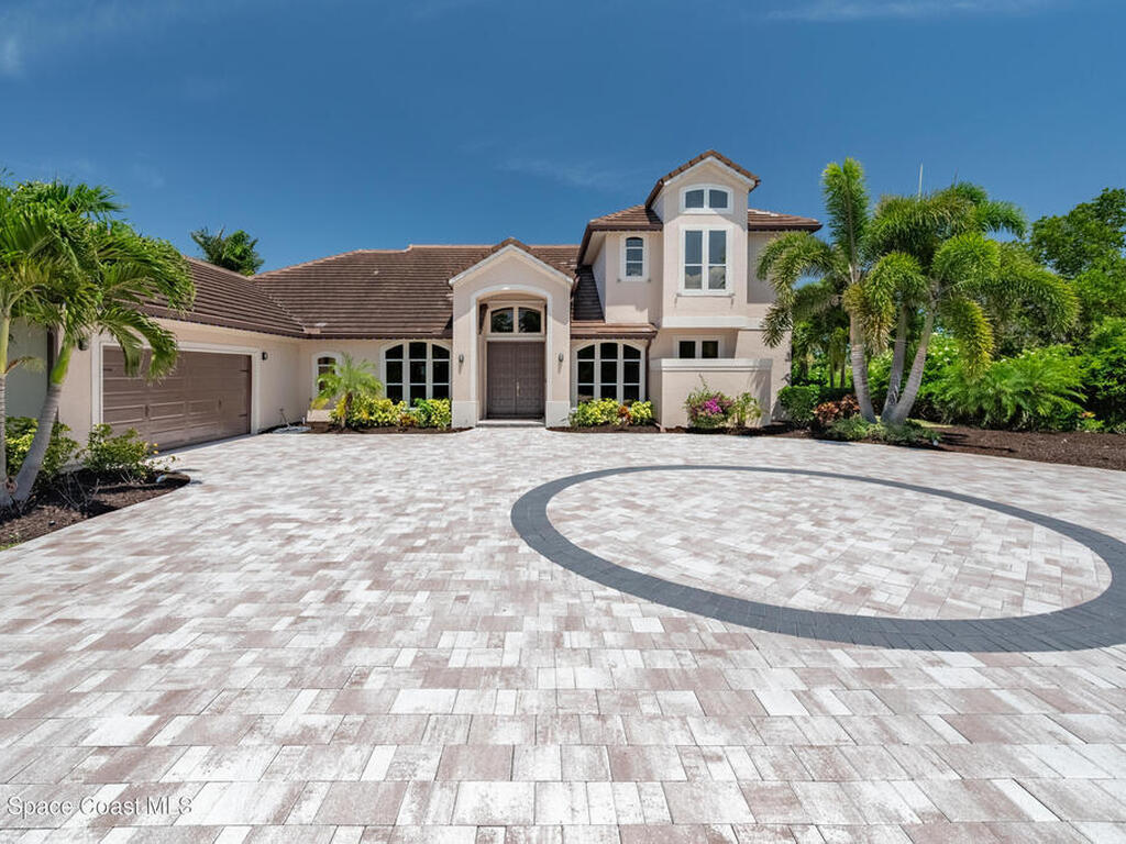 4070 S Tropical Trail, Merritt Island, FL 32952