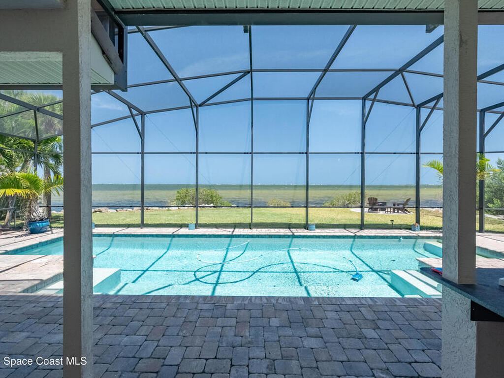 4070 S Tropical Trail, Merritt Island, FL 32952