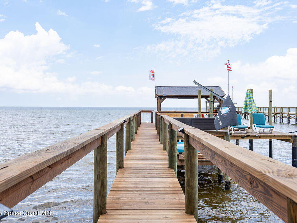 5250 Riveredge Drive, Titusville, FL 32780