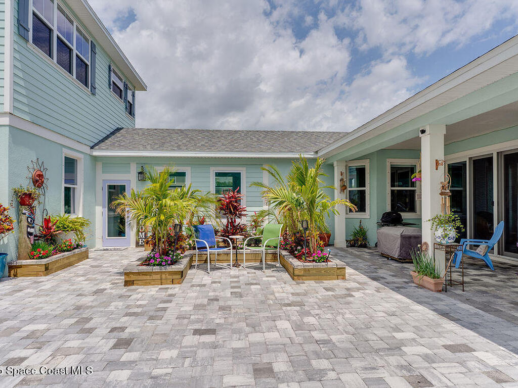 5250 Riveredge Drive, Titusville, FL 32780