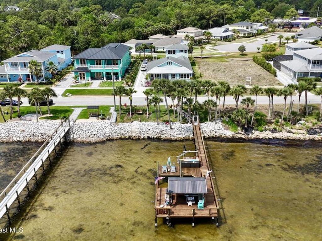 5250 Riveredge Drive, Titusville, FL 32780