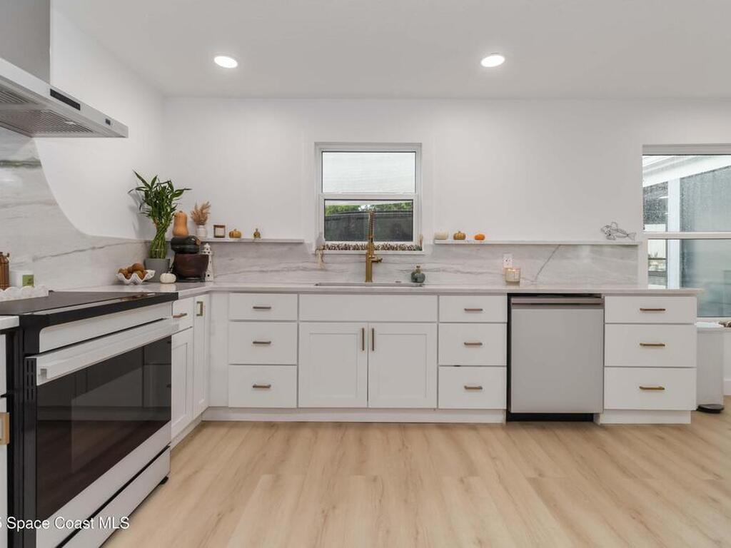 711 Indian River Drive, Cocoa, FL 32922