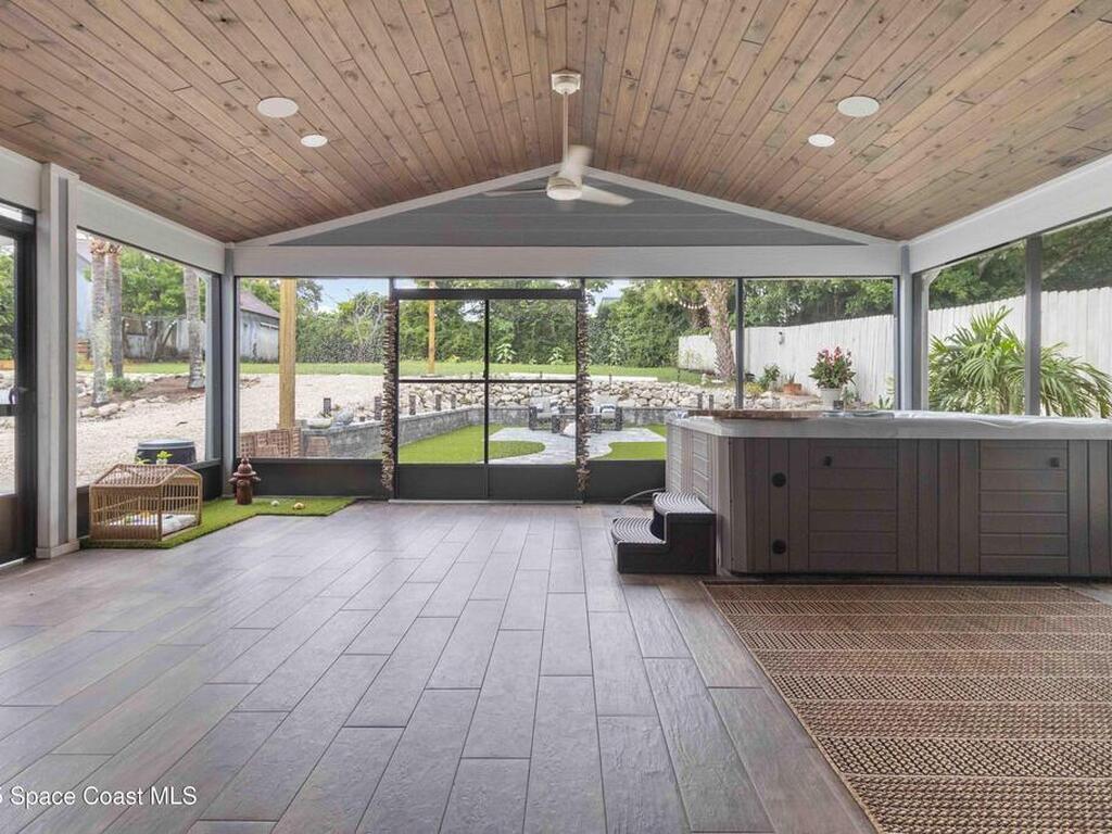 711 Indian River Drive, Cocoa, FL 32922