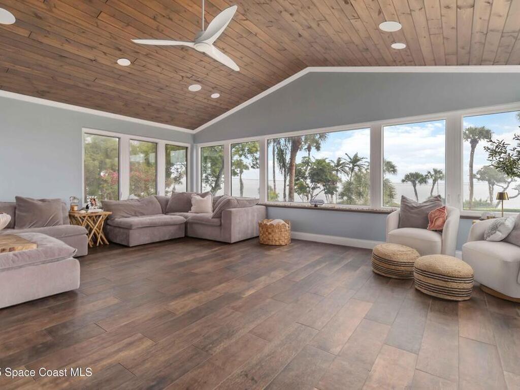 711 Indian River Drive, Cocoa, FL 32922