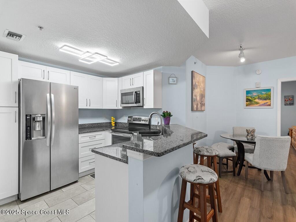 5095 Fairways Circle, Vero Beach, FL 32967